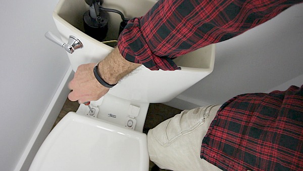 repair toilet